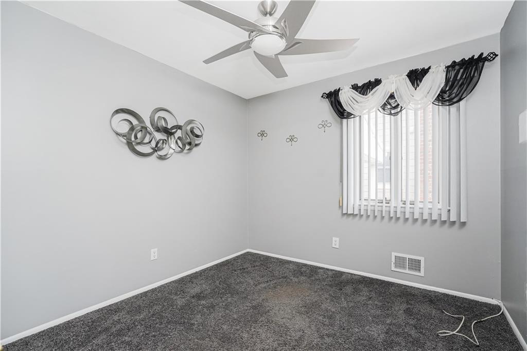 276 Fairbanks Avenue Oakwood Staten Island NY 10306