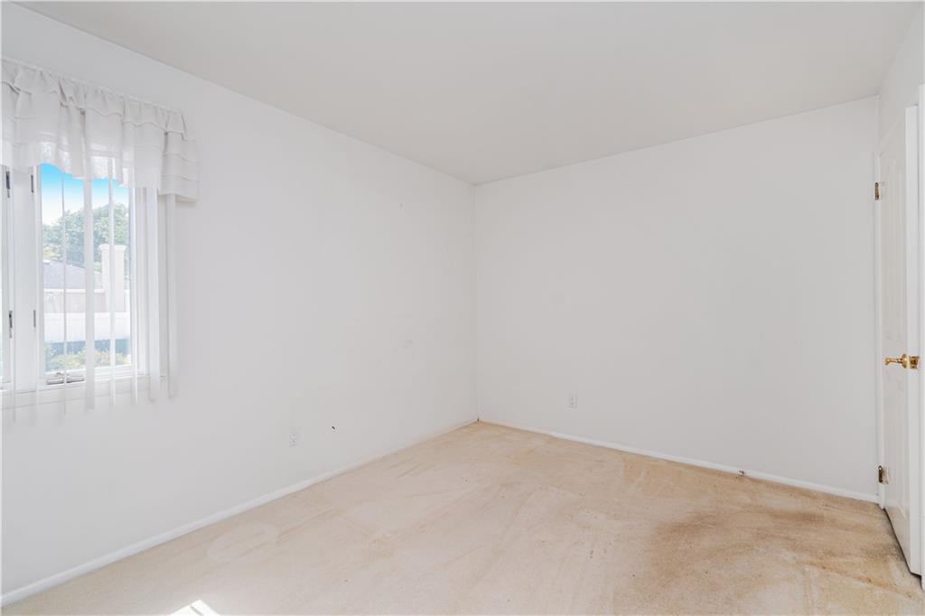 276 Fairbanks Avenue Oakwood Staten Island NY 10306
