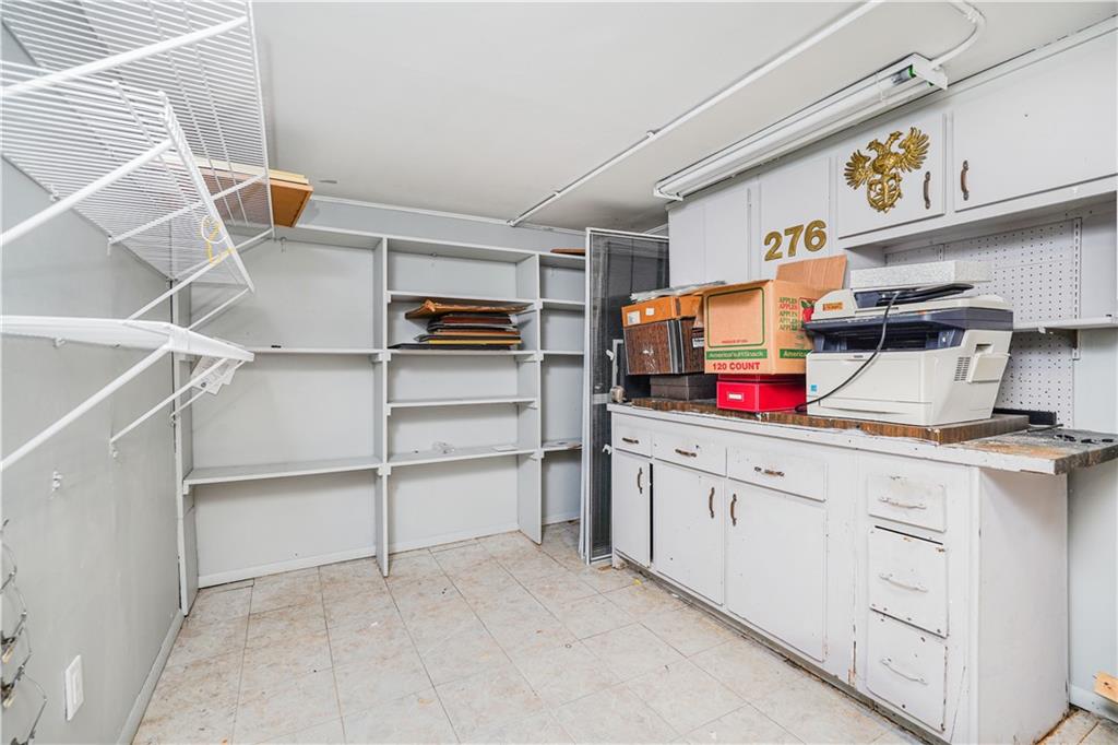 276 Fairbanks Avenue Oakwood Staten Island NY 10306