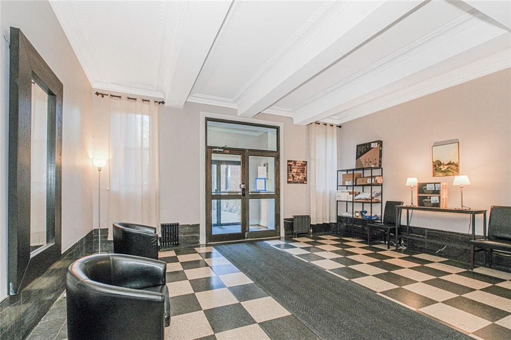 9524 Fort Hamilton Parkway Bay Ridge Brooklyn NY 11209