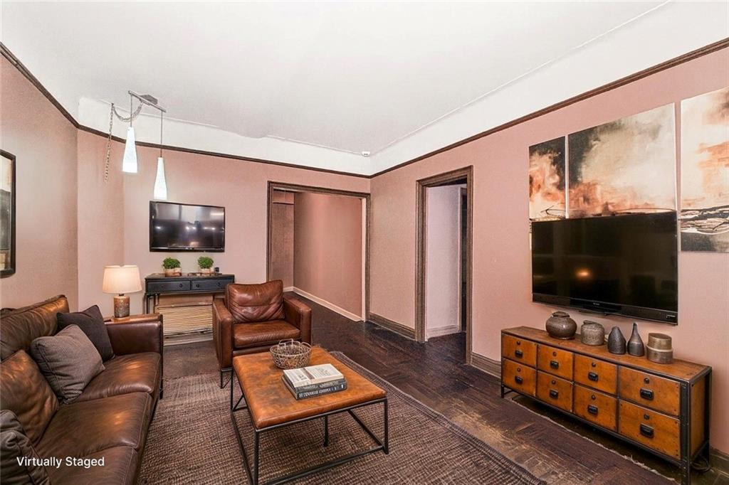 9524 Fort Hamilton Parkway Bay Ridge Brooklyn NY 11209