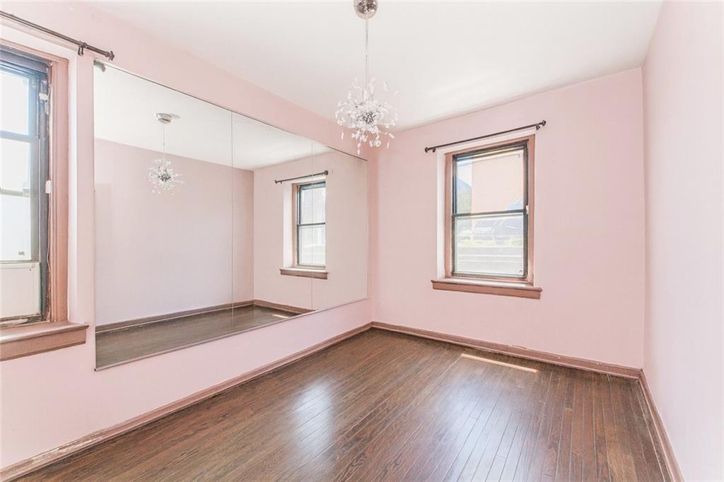 9524 Fort Hamilton Parkway Bay Ridge Brooklyn NY 11209