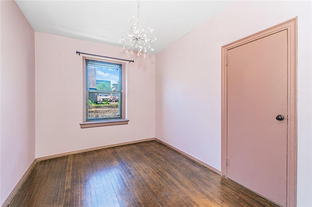 9524 Fort Hamilton Parkway Bay Ridge Brooklyn NY 11209