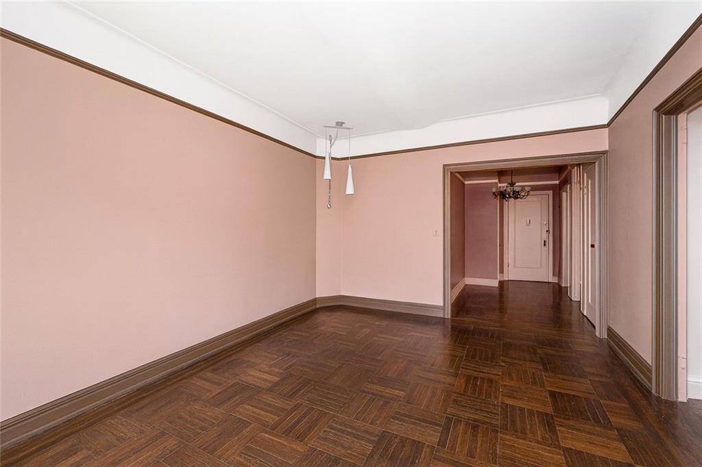 9524 Fort Hamilton Parkway Bay Ridge Brooklyn NY 11209