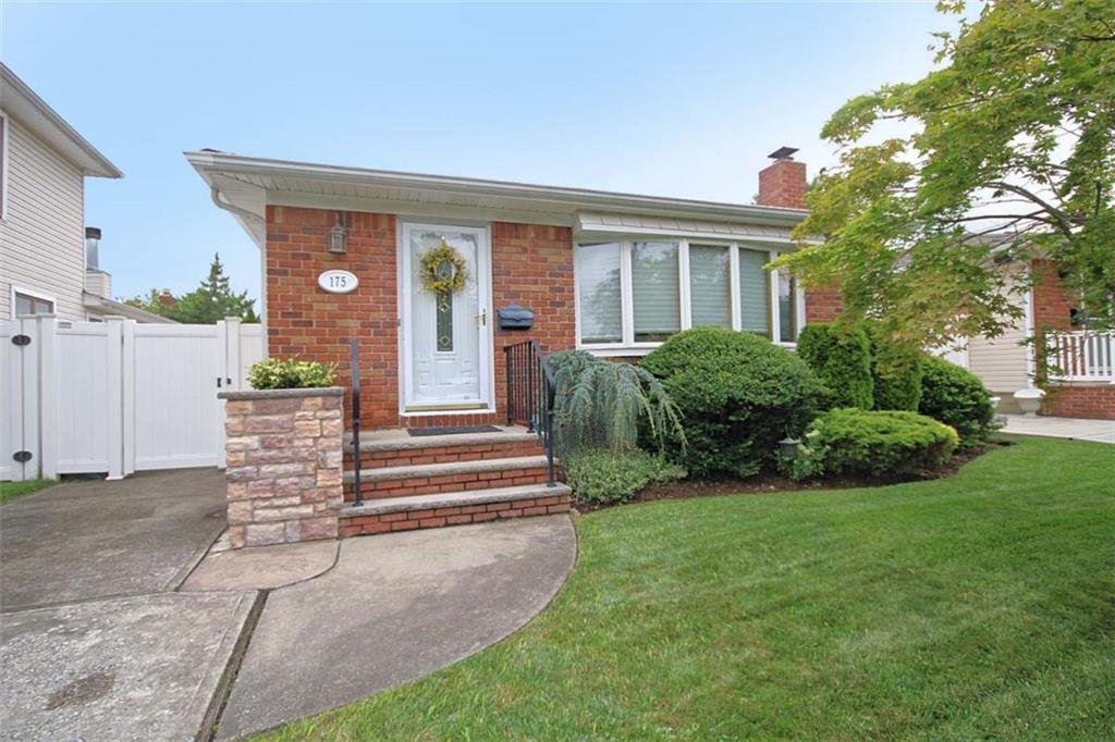175 Amber Street Richmond Town Staten Island NY 10306
