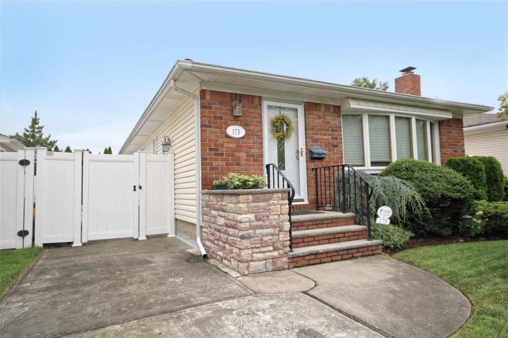 175 Amber Street Richmond Town Staten Island NY 10306