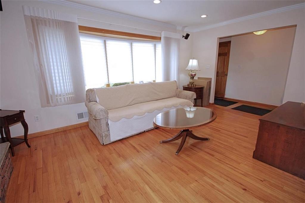 175 Amber Street Richmond Town Staten Island NY 10306