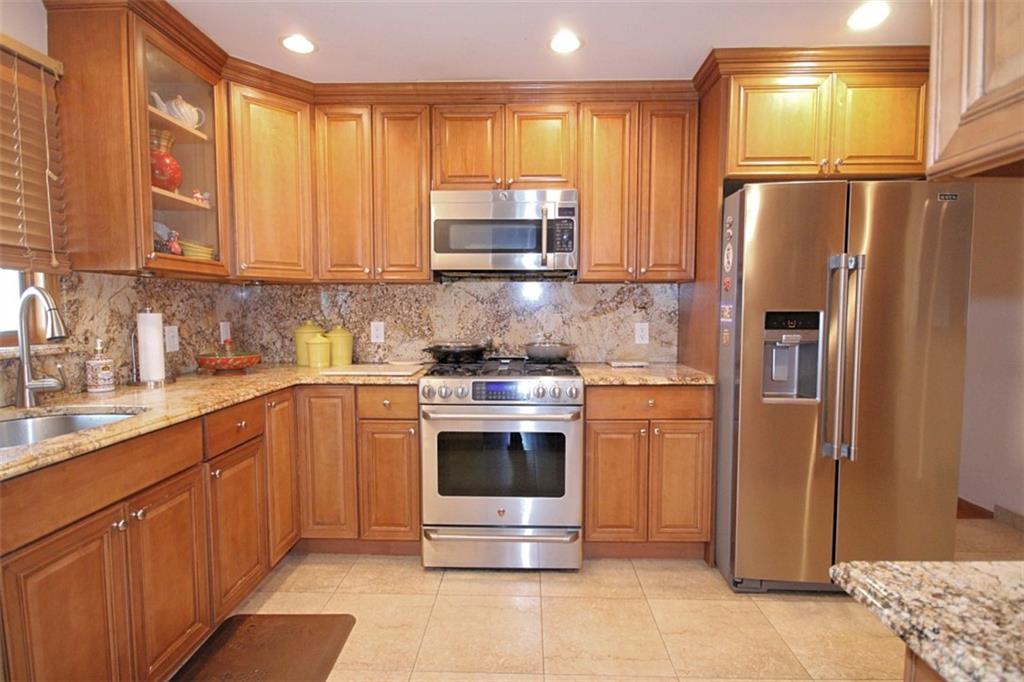 175 Amber Street Richmond Town Staten Island NY 10306