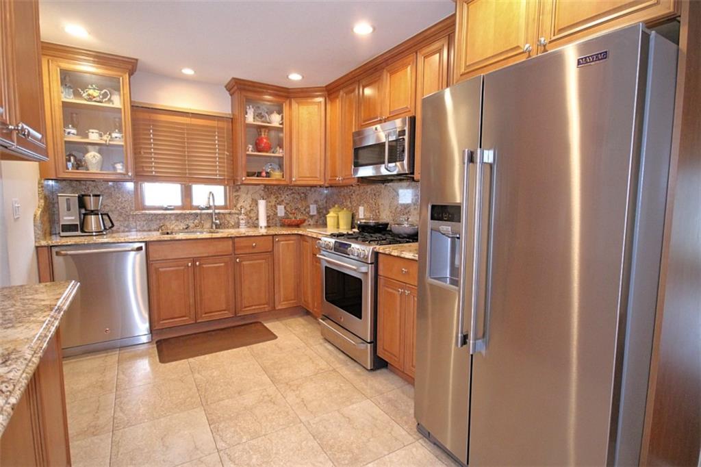 175 Amber Street Richmond Town Staten Island NY 10306