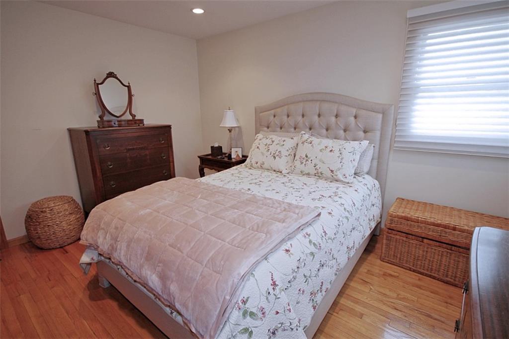 175 Amber Street Richmond Town Staten Island NY 10306