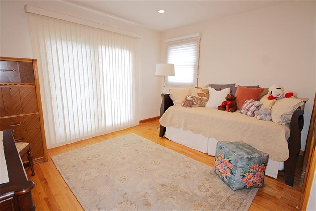 175 Amber Street Richmond Town Staten Island NY 10306