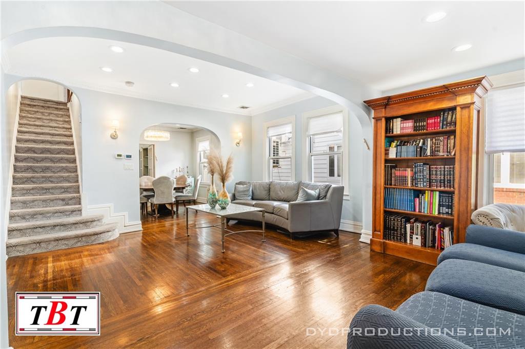 2515 Avenue I Midwood Brooklyn NY 11210