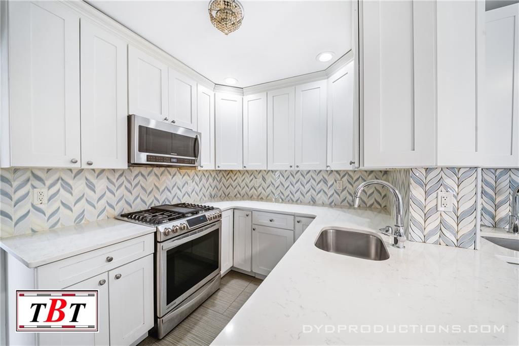 2515 Avenue I Midwood Brooklyn NY 11210