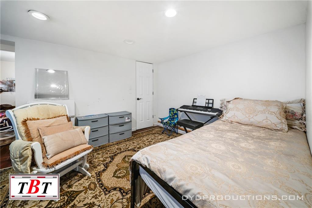 2515 Avenue I Midwood Brooklyn NY 11210