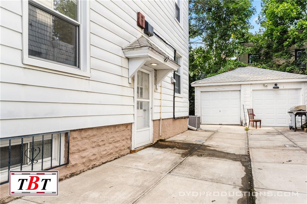 2515 Avenue I Midwood Brooklyn NY 11210