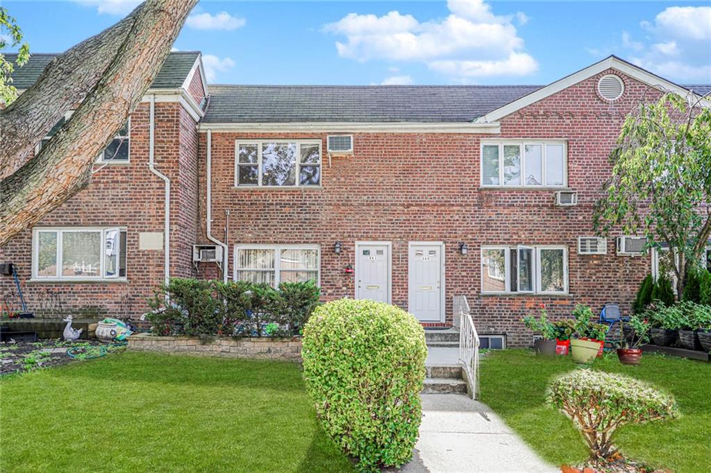 263 Bay 19th Street Bath Beach Brooklyn NY 11214