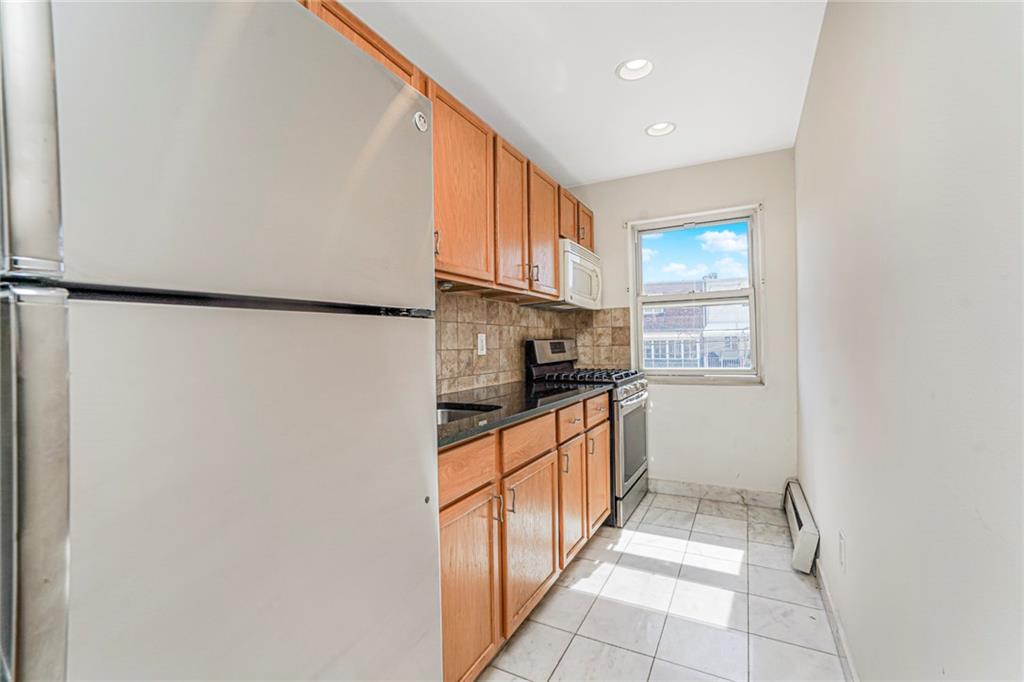 263 Bay 19th Street Bath Beach Brooklyn NY 11214