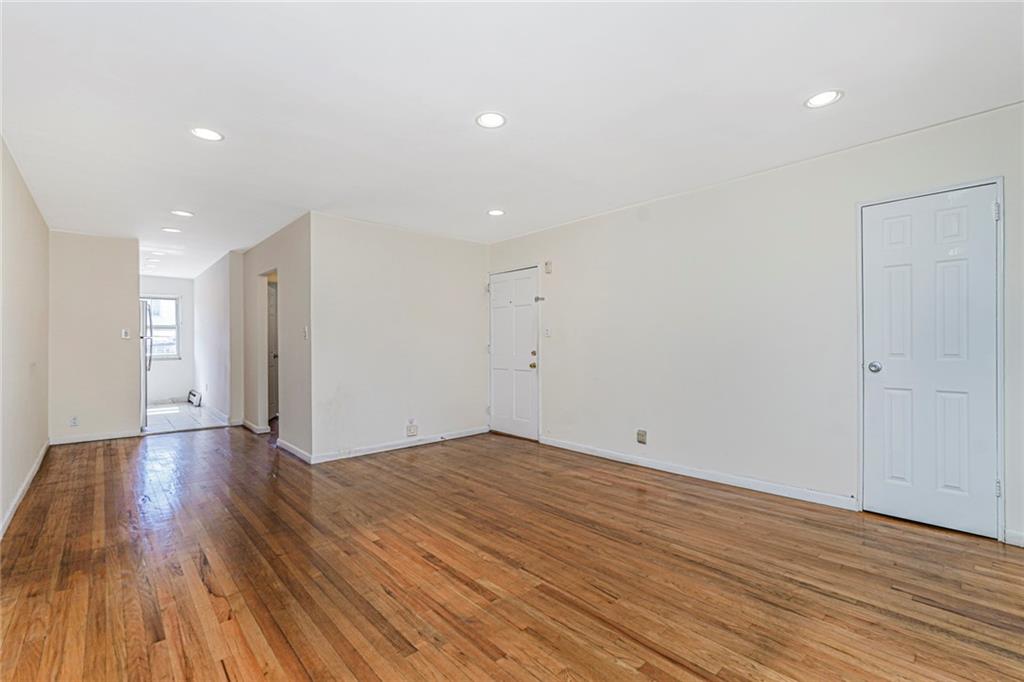 263 Bay 19th Street Bath Beach Brooklyn NY 11214