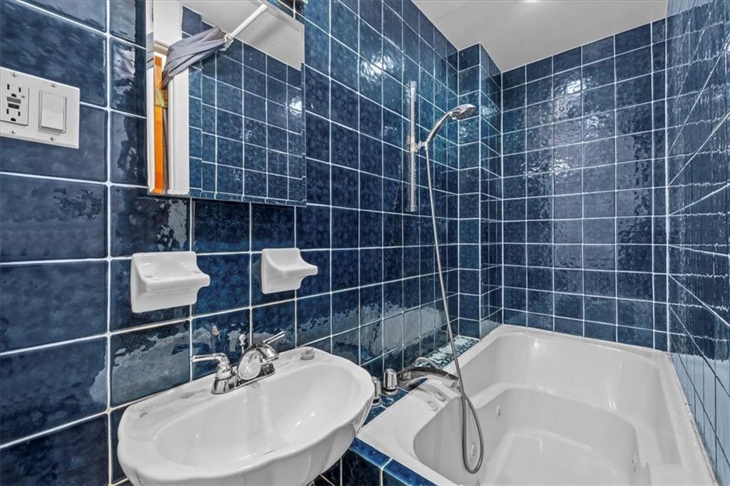 3303 Avenue R Marine Park Brooklyn NY 11234