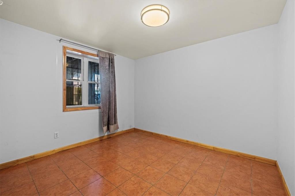 3303 Avenue R Marine Park Brooklyn NY 11234
