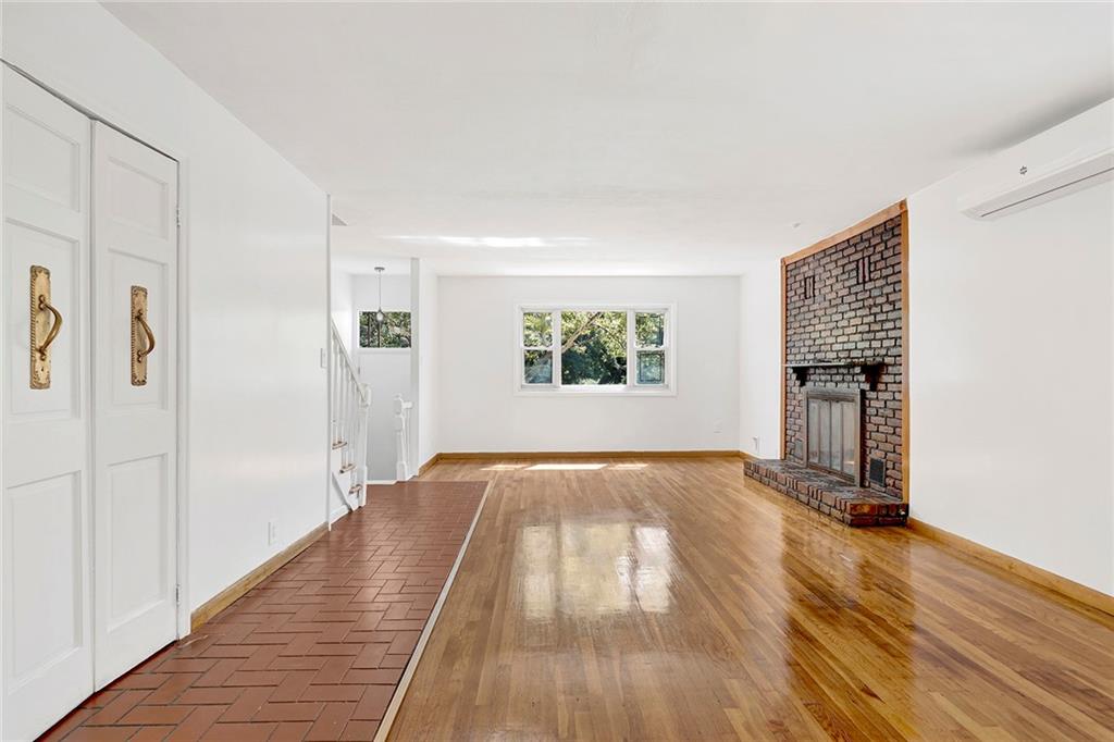 9207 Schenck Street Canarsie Brooklyn NY 11236