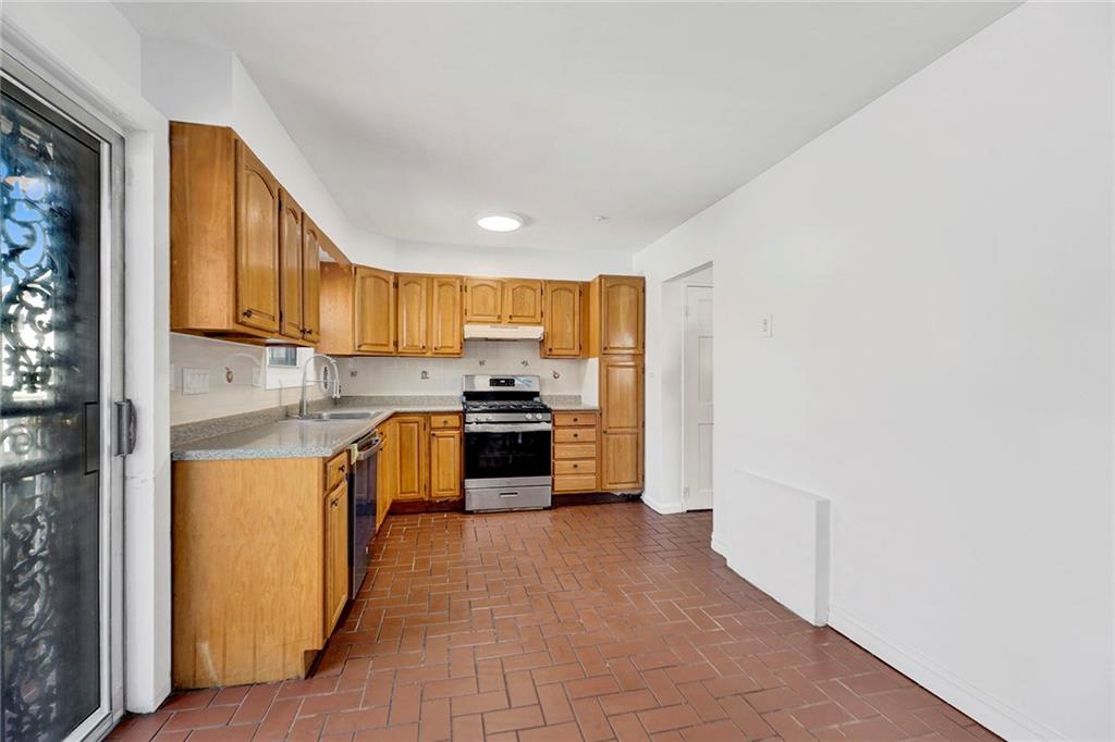 9207 Schenck Street Canarsie Brooklyn NY 11236
