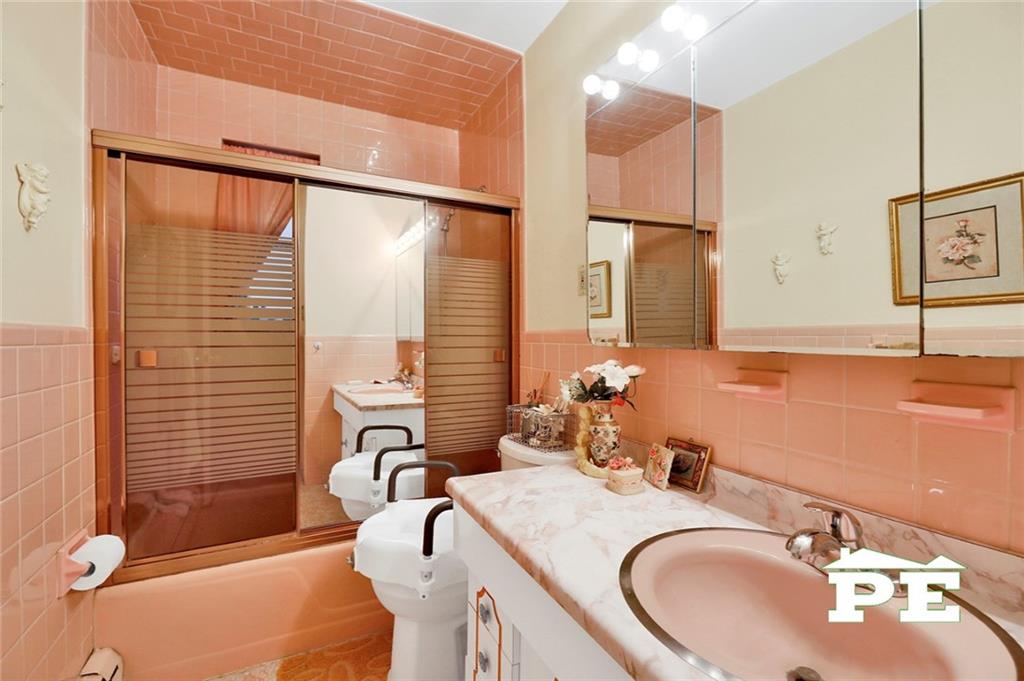 2068 Hendrickson Street Marine Park Brooklyn NY 11234