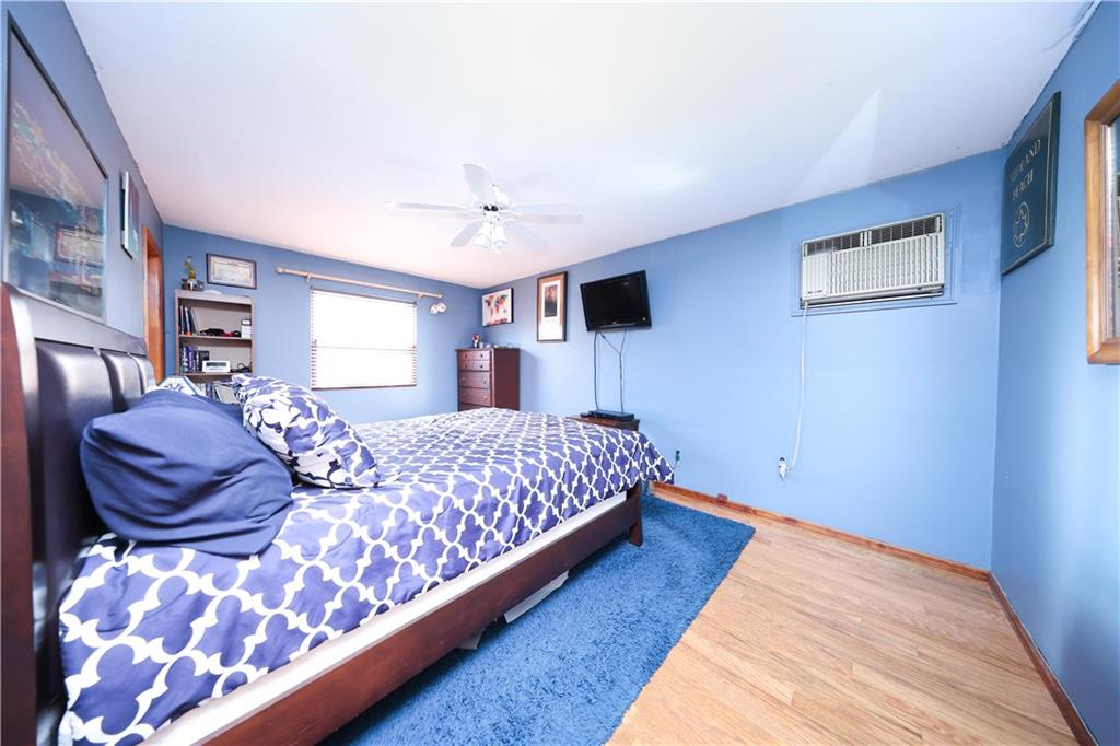 7 Egbert Place Rosebank Staten Island NY 10305