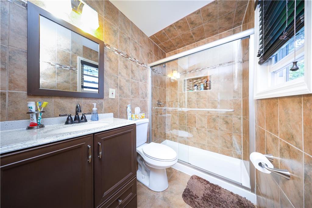 7 Egbert Place Rosebank Staten Island NY 10305