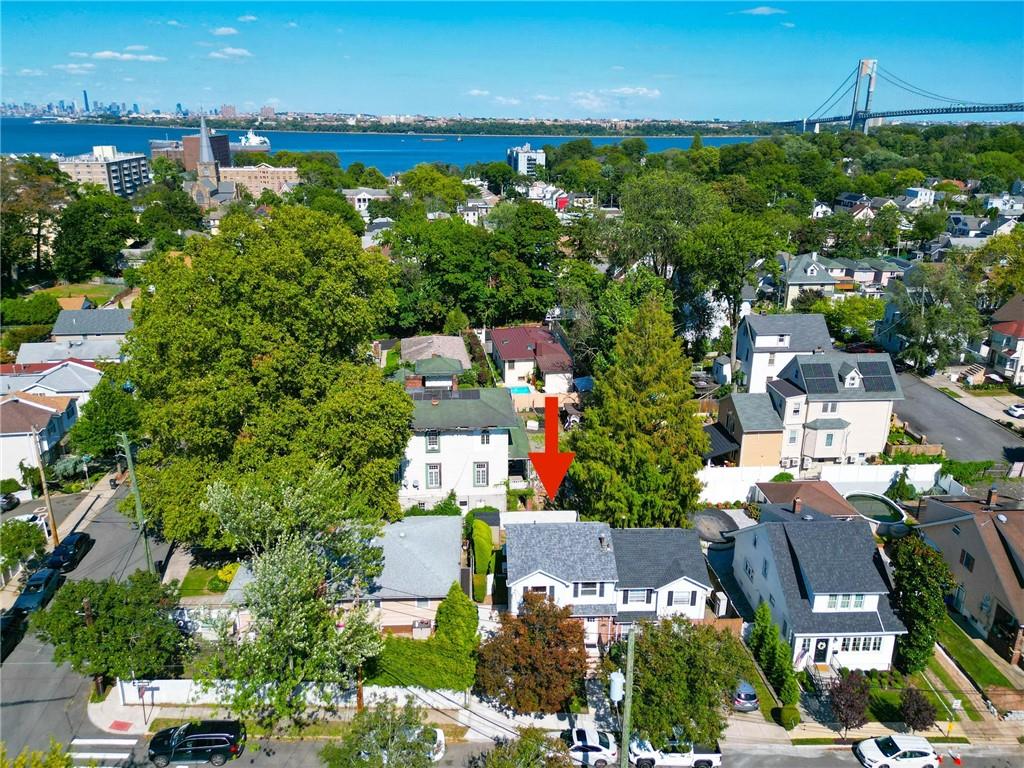 7 Egbert Place Rosebank Staten Island NY 10305