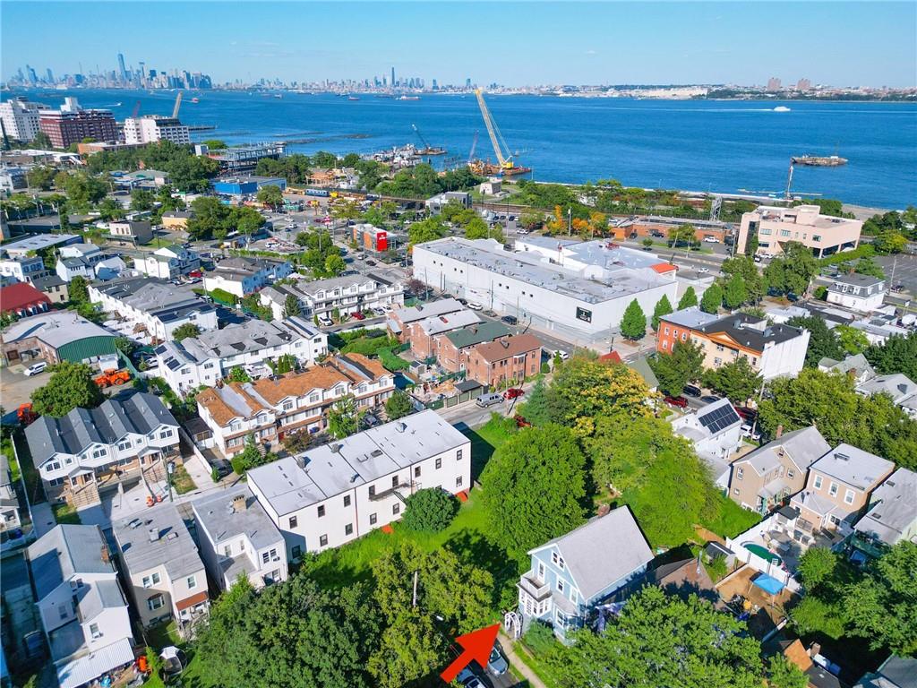 19 Brewster Street Tompkinsville Staten Island NY 10304