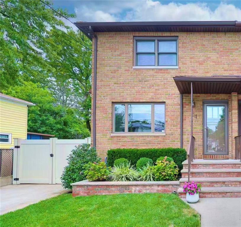 54 South Railroad Avenue Old Town Staten Island NY 10305