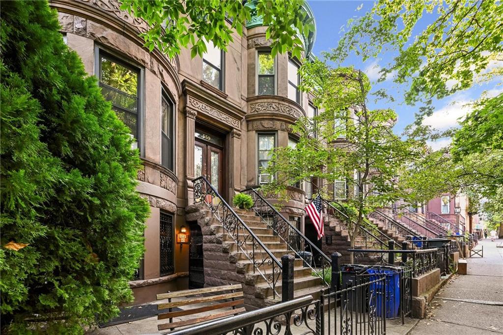 559 47th Street Sunset Park Brooklyn NY 11220
