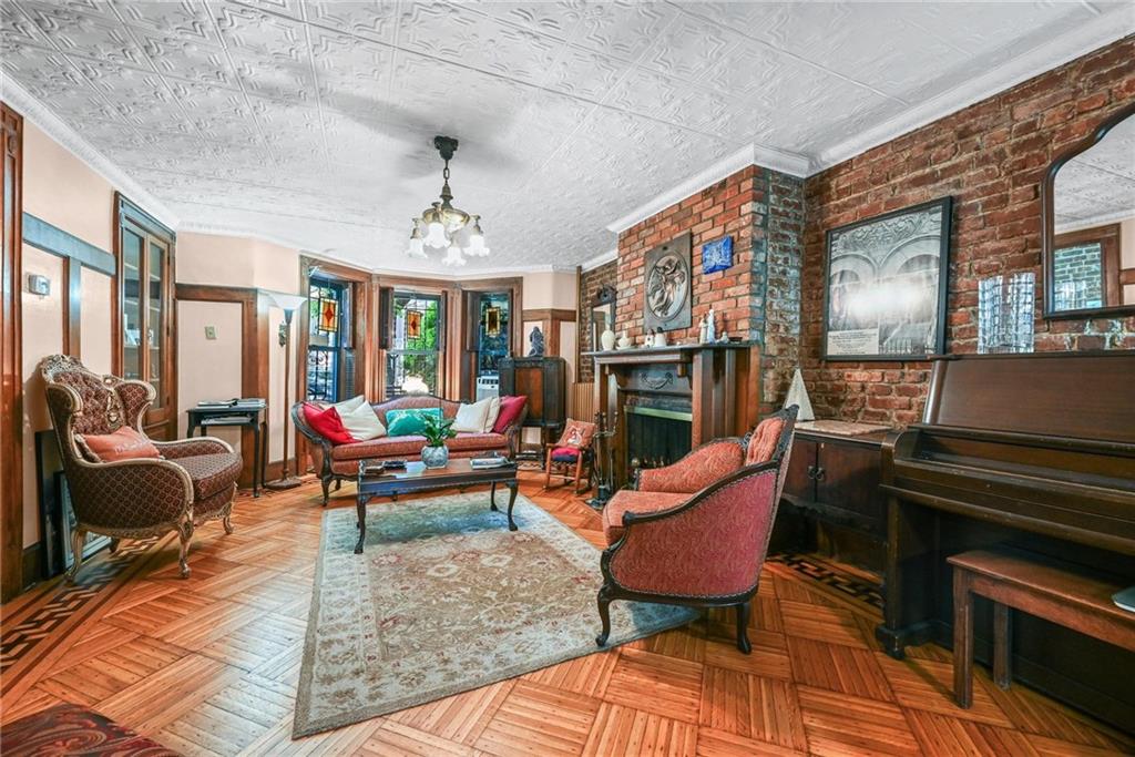 559 47th Street Sunset Park Brooklyn NY 11220