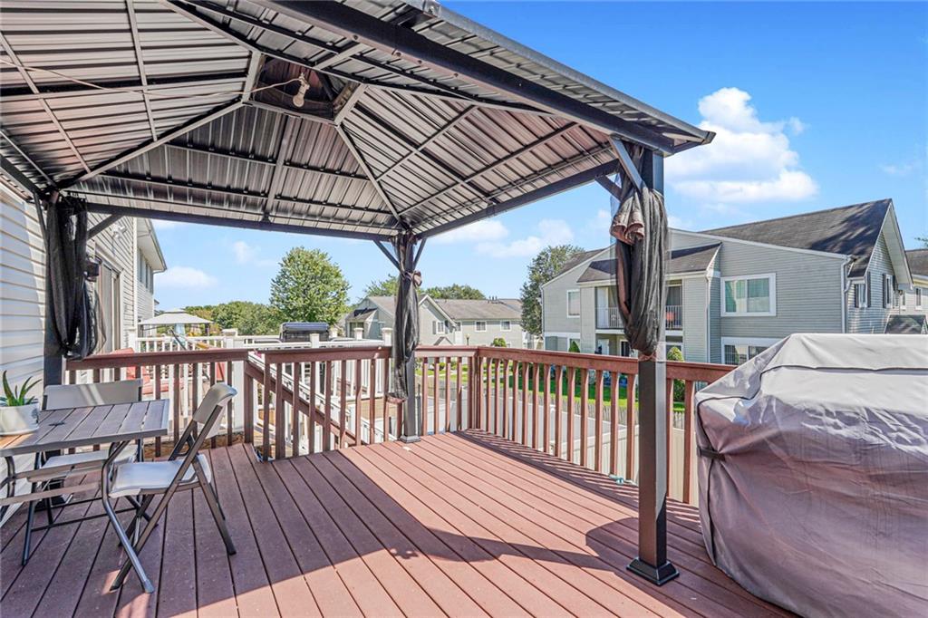 70 Redwood Loop Staten Island NY 10309
