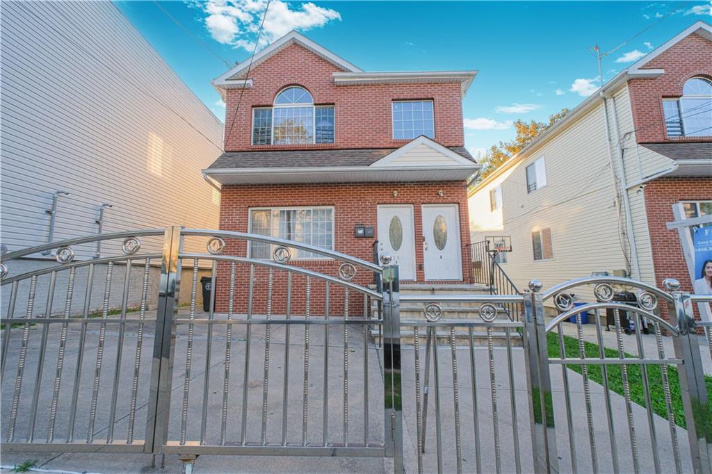 29 Stanley Avenue Tompkinsville Staten Island NY 10301