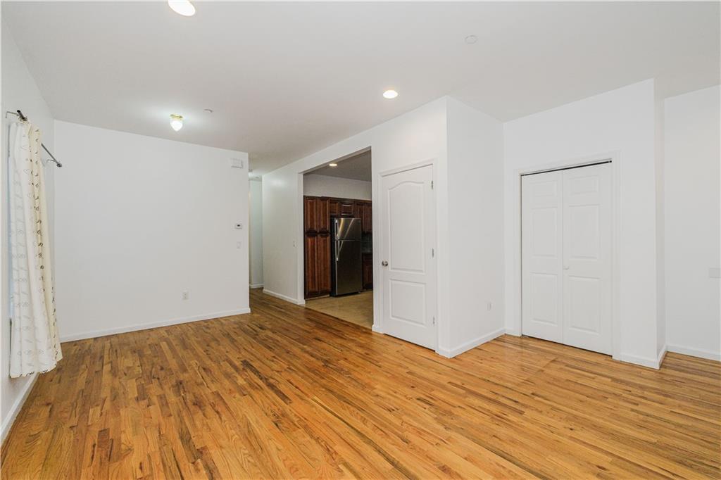 29 Stanley Avenue Tompkinsville Staten Island NY 10301