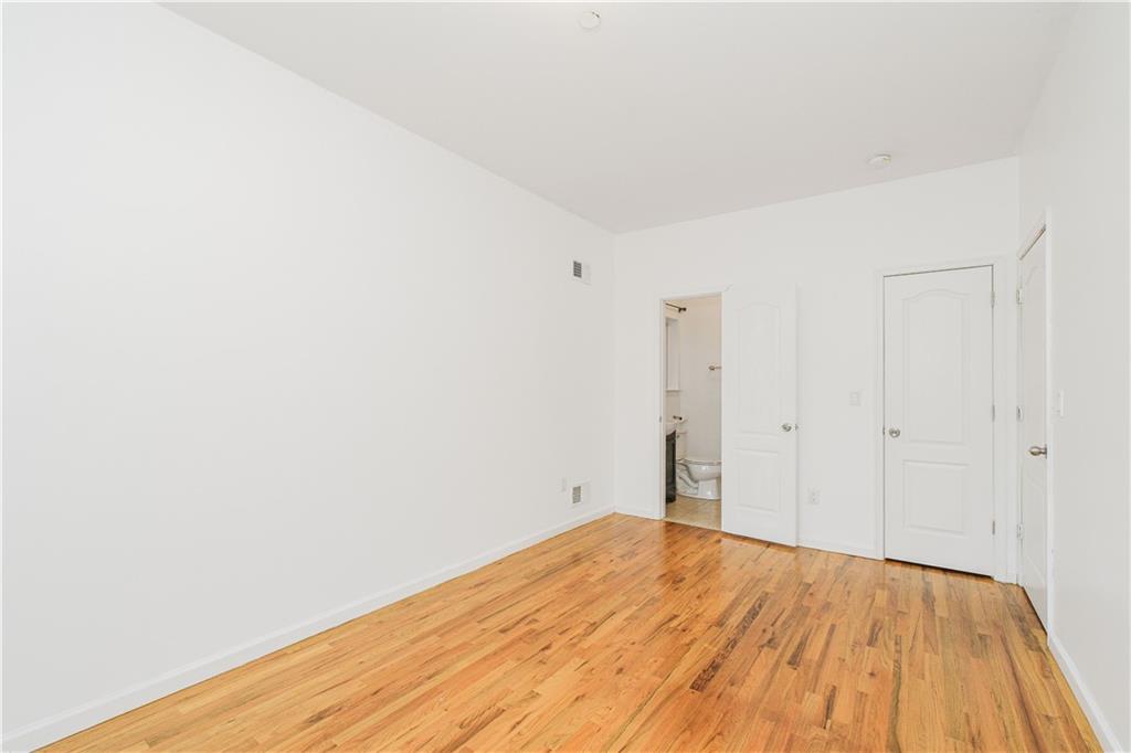 29 Stanley Avenue Tompkinsville Staten Island NY 10301