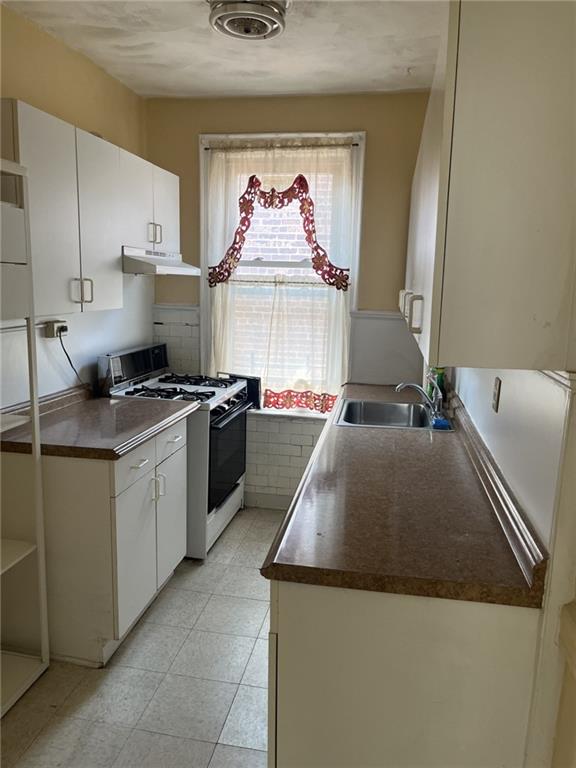 307 East 51st Street East Flatbush Brooklyn NY 00000