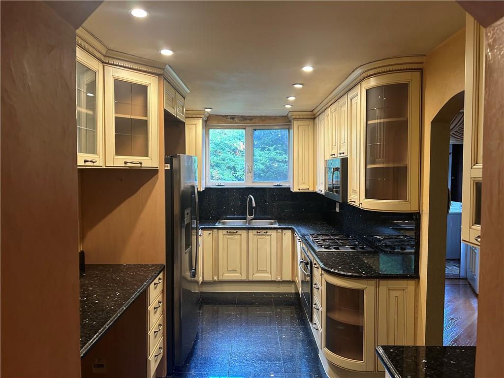 1641 West 6th Street Bensonhurst Brooklyn NY 11223