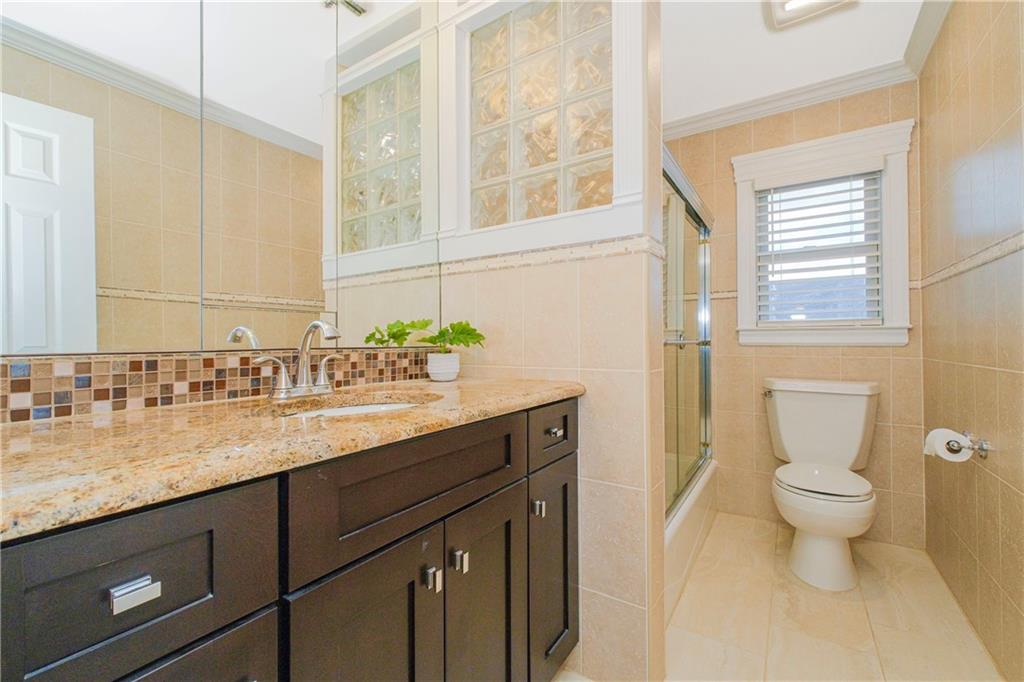 7 Dore Court West Brighton Staten Island NY 10310