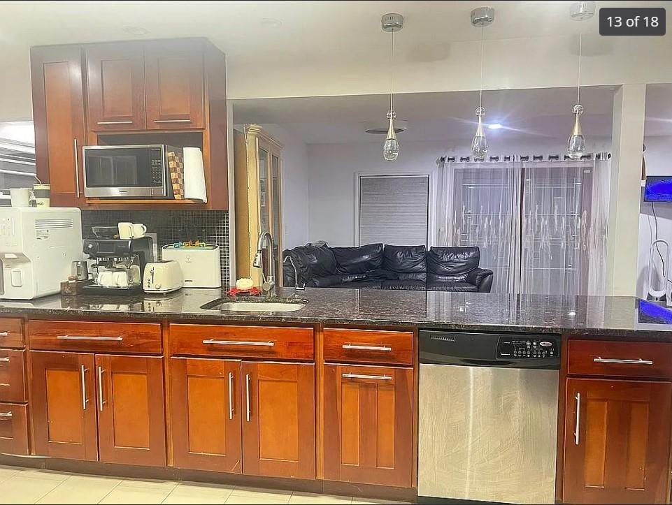 116 Nottingham Road Out of NYC New Hyde Park NY 11040