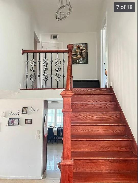 116 Nottingham Road Out of NYC New Hyde Park NY 11040