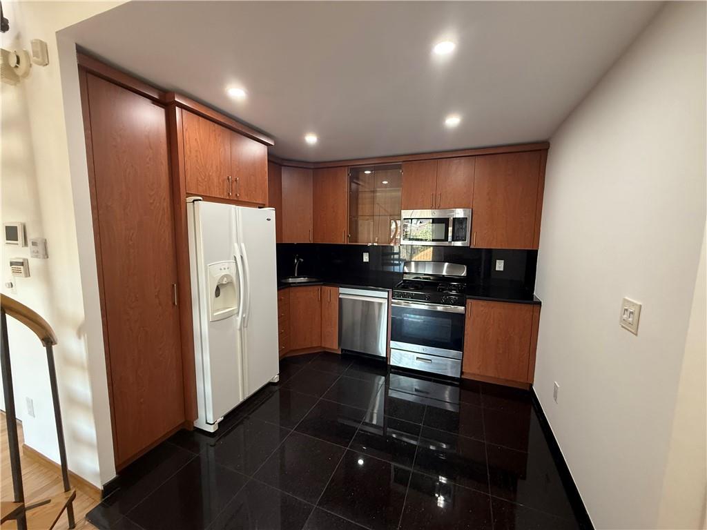 2812 East 27th Street Sheepshead Bay Brooklyn NY 11235