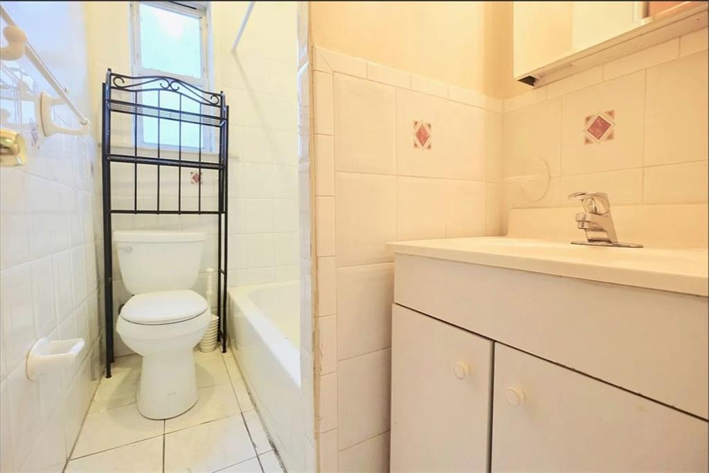 1670 Sterling Place Crown Heights Brooklyn NY 11233