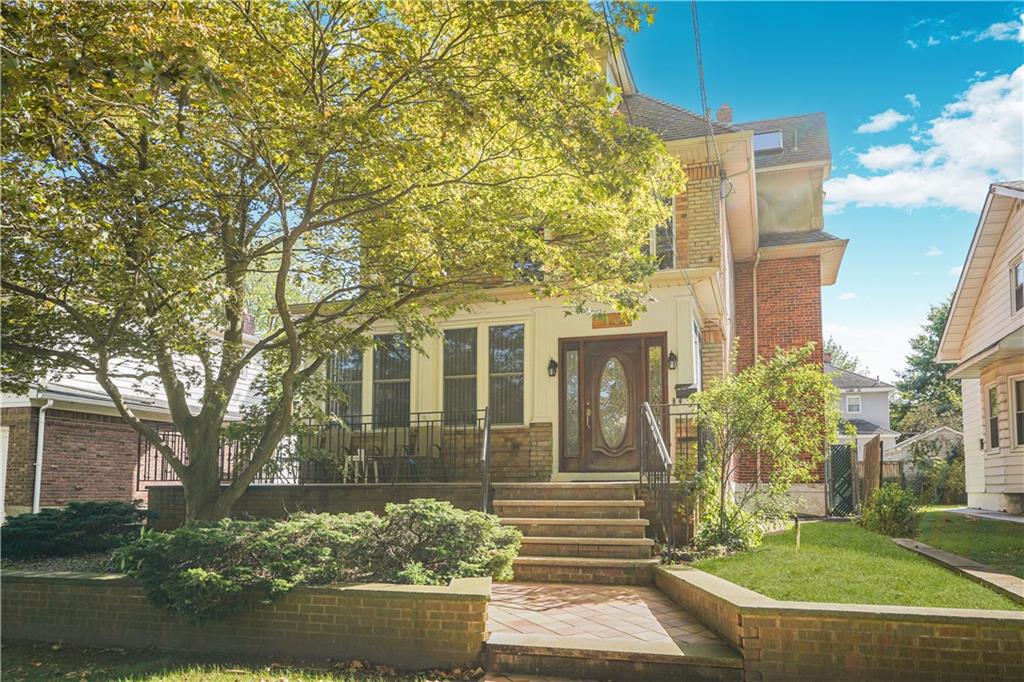 86 Fremont Avenue Grant City Staten Island NY 10306
