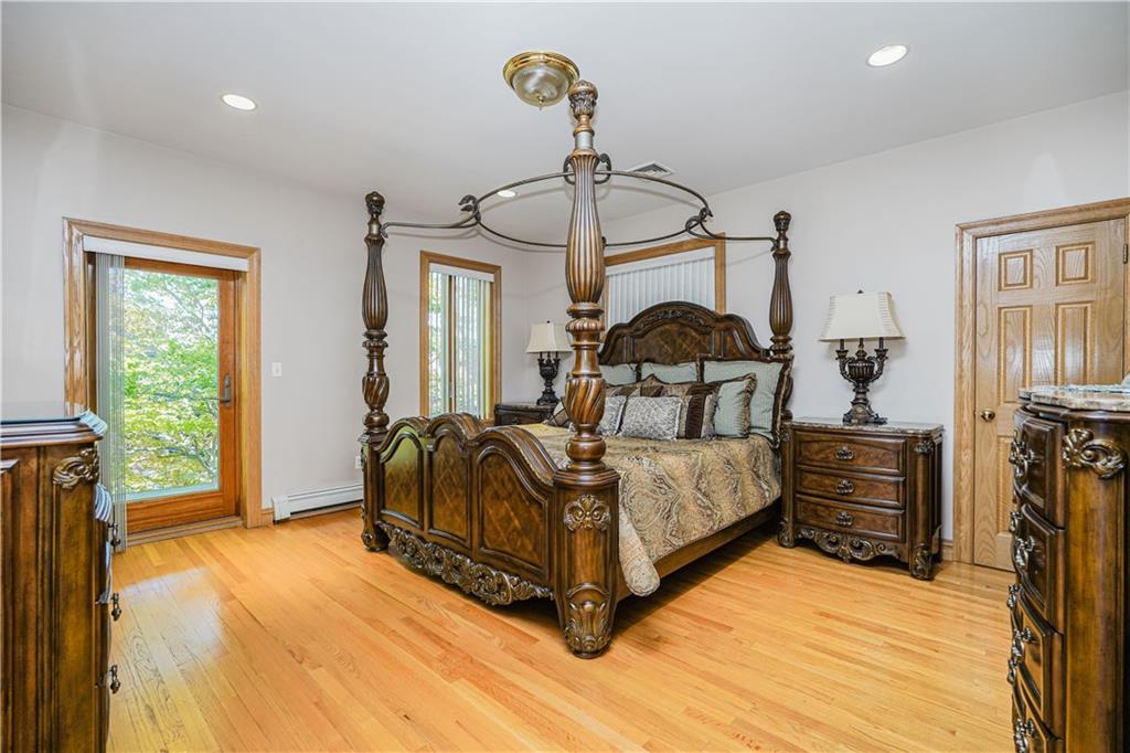 86 Fremont Avenue Grant City Staten Island NY 10306