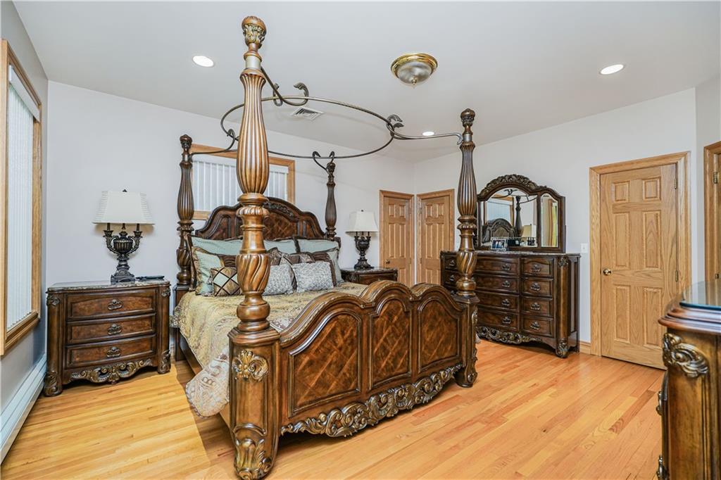 86 Fremont Avenue Grant City Staten Island NY 10306