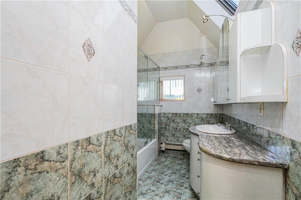 86 Fremont Avenue Grant City Staten Island NY 10306