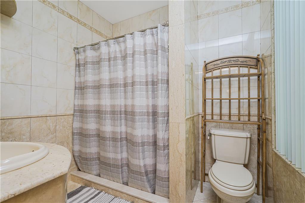 86 Fremont Avenue Grant City Staten Island NY 10306